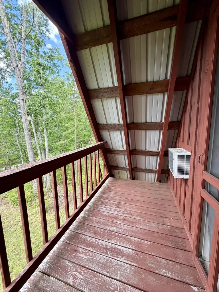 651 Tilleys Lane Wellington KY 40387