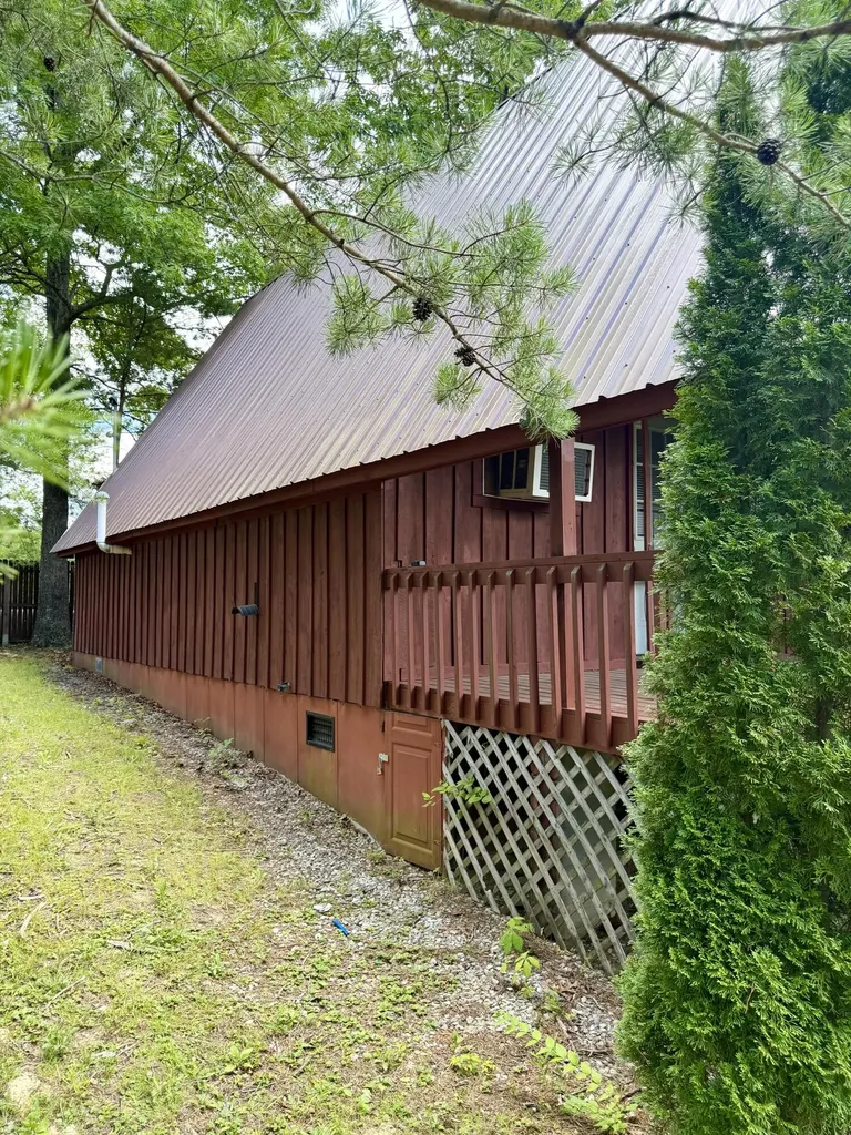 651 Tilleys Lane Wellington KY 40387