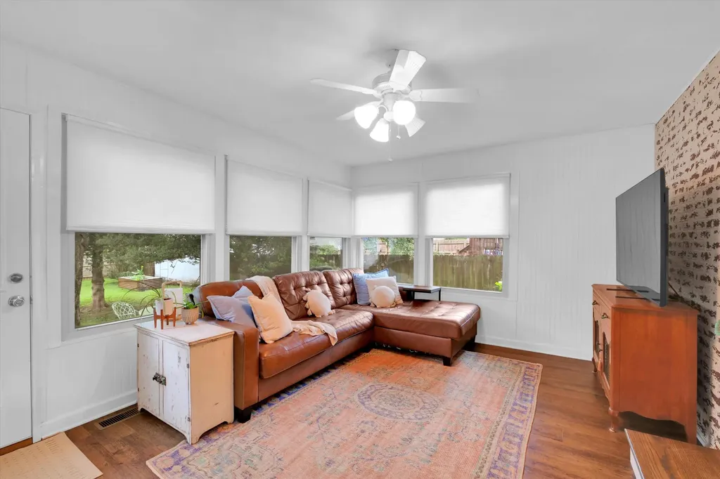 2826 Eleanor Avenue Louisville KY 40205