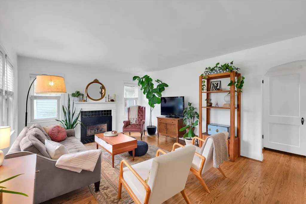 2826 Eleanor Avenue Louisville KY 40205