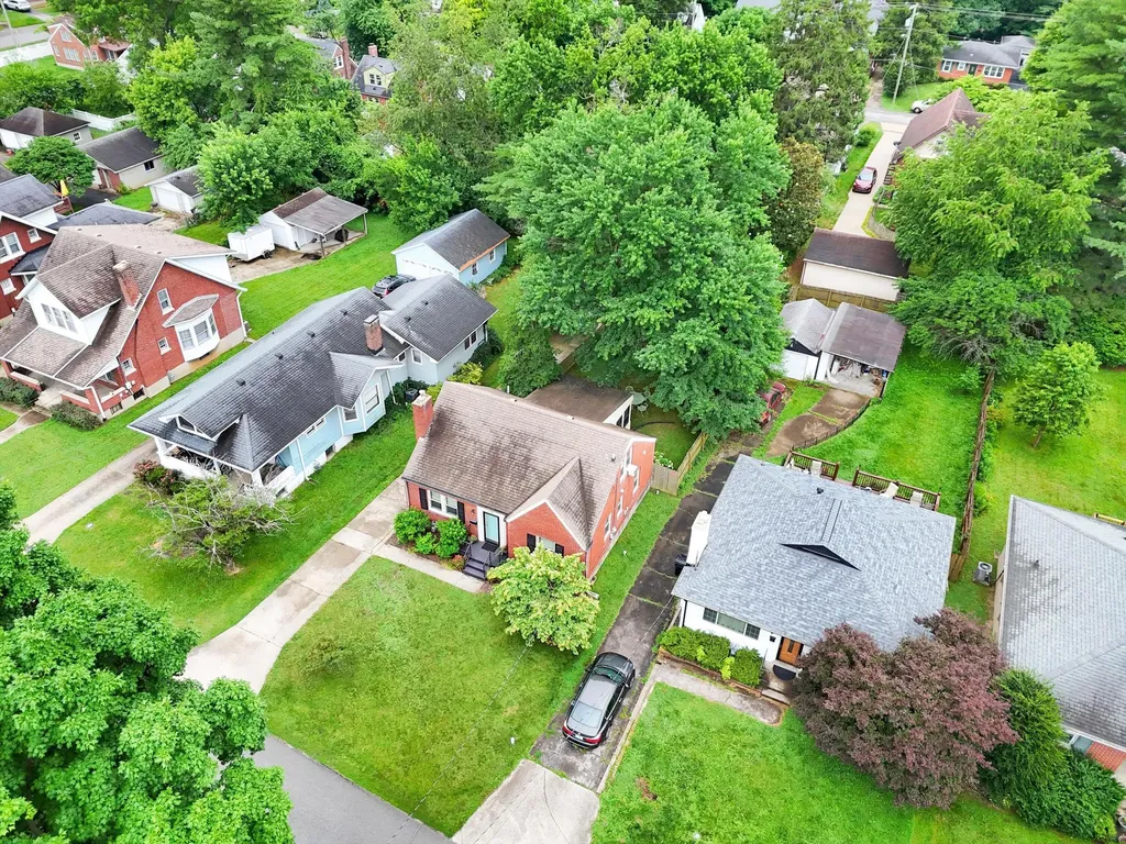 2826 Eleanor Avenue Louisville KY 40205