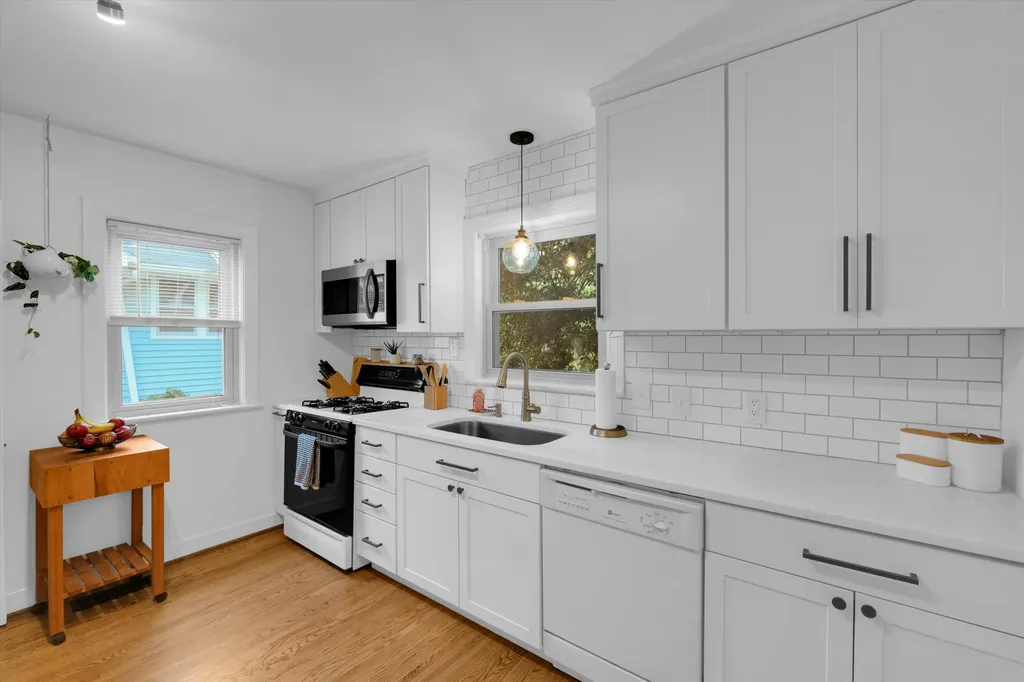 2826 Eleanor Avenue Louisville KY 40205