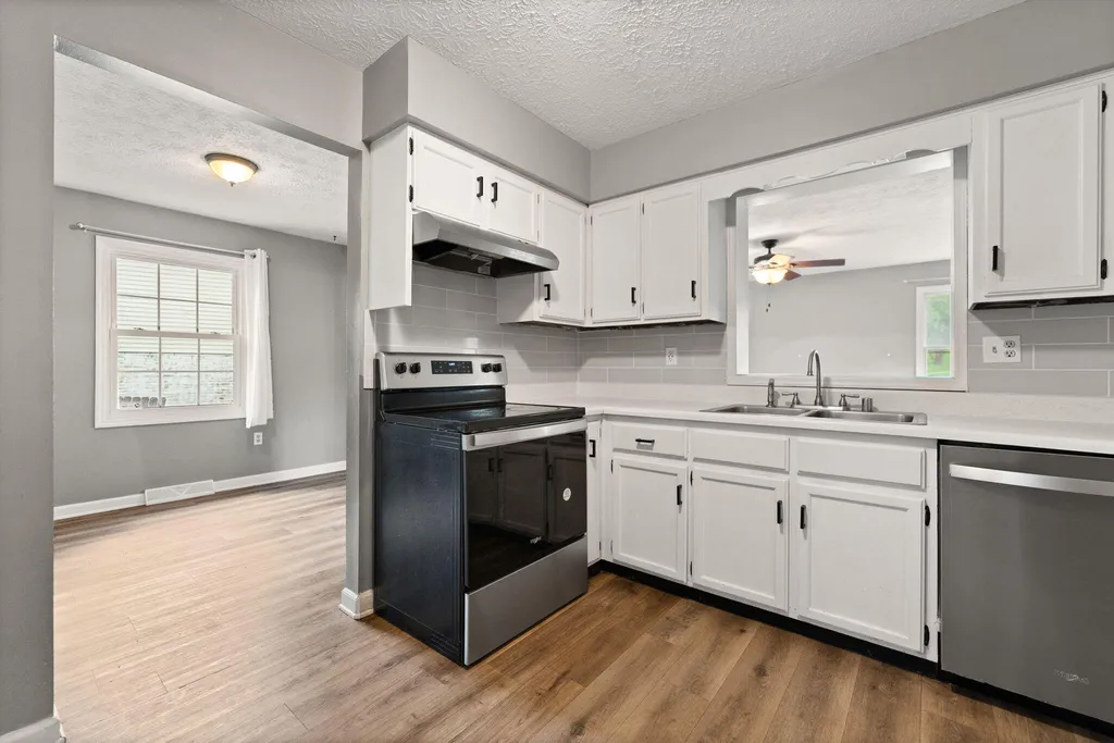 697 Oaklawn Circle Corbin KY 40701