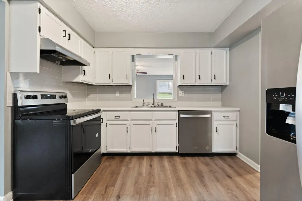 697 Oaklawn Circle Corbin KY 40701