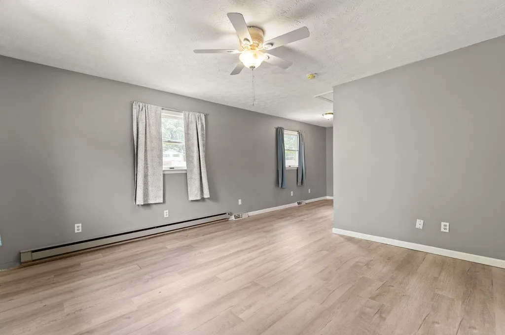 697 Oaklawn Circle Corbin KY 40701