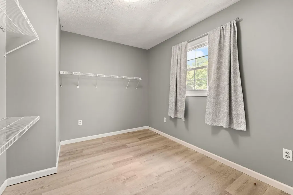 697 Oaklawn Circle Corbin KY 40701