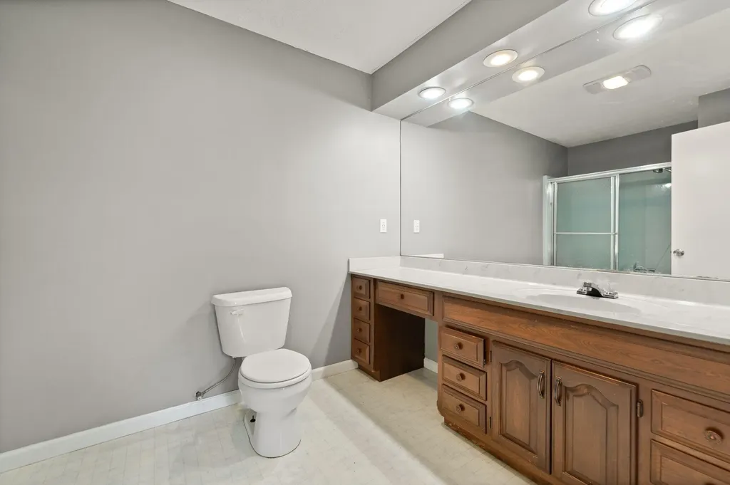 697 Oaklawn Circle Corbin KY 40701