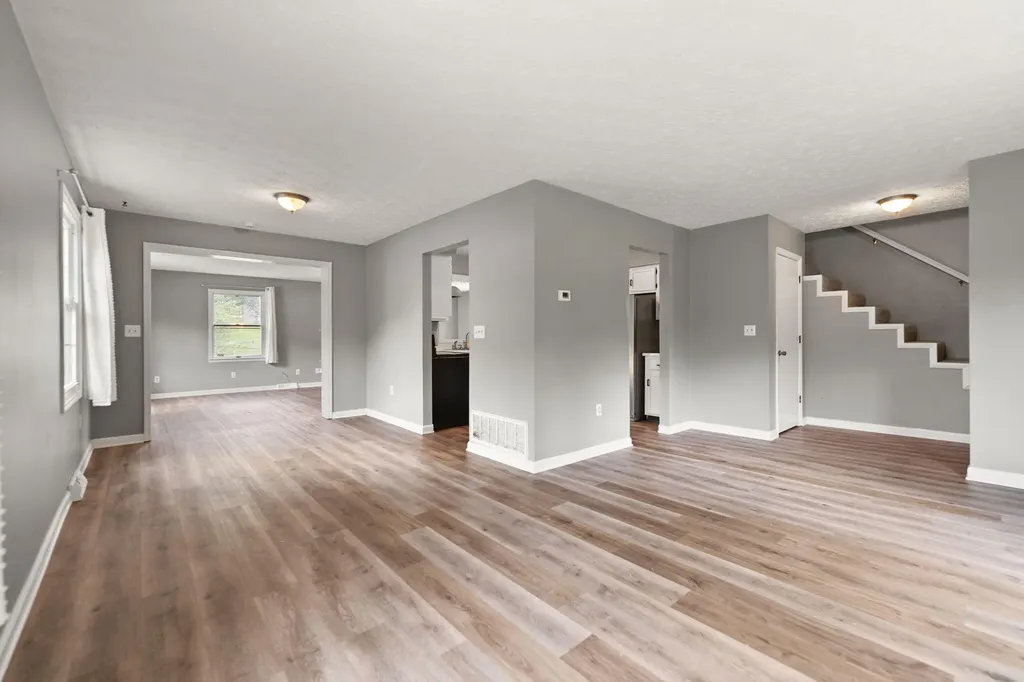 697 Oaklawn Circle Corbin KY 40701