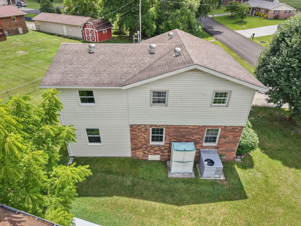 697 Oaklawn Circle Corbin KY 40701