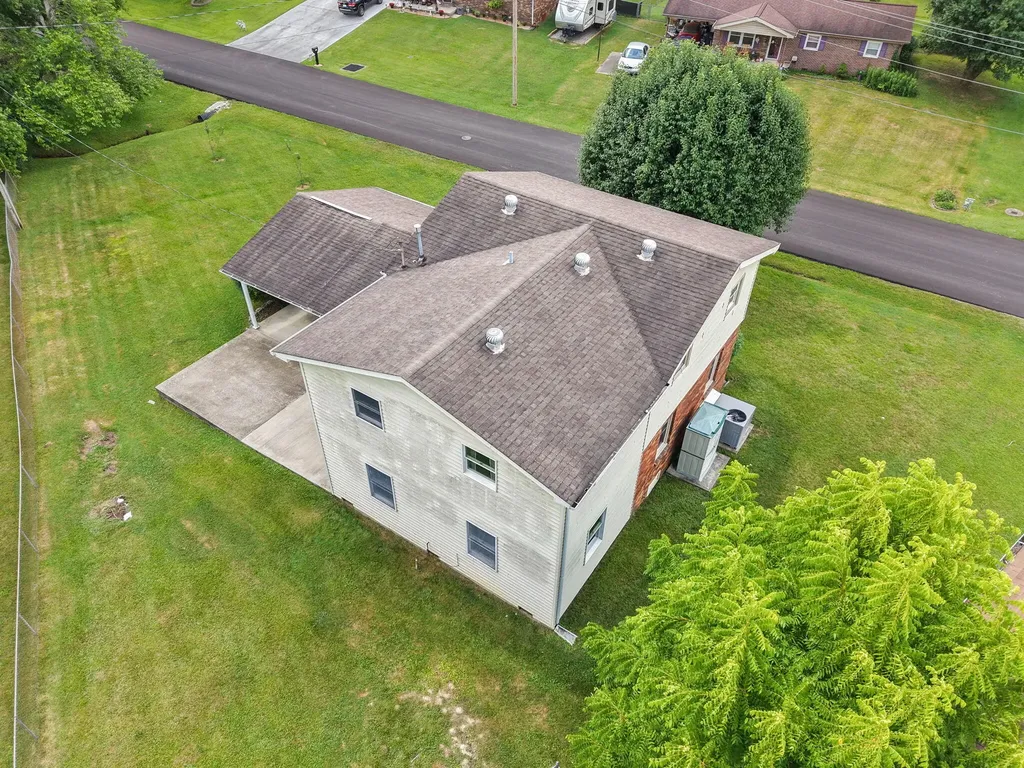 697 Oaklawn Circle Corbin KY 40701