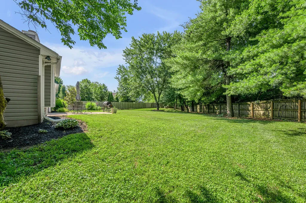 3008 Crab Apple Court Lexington KY 40503