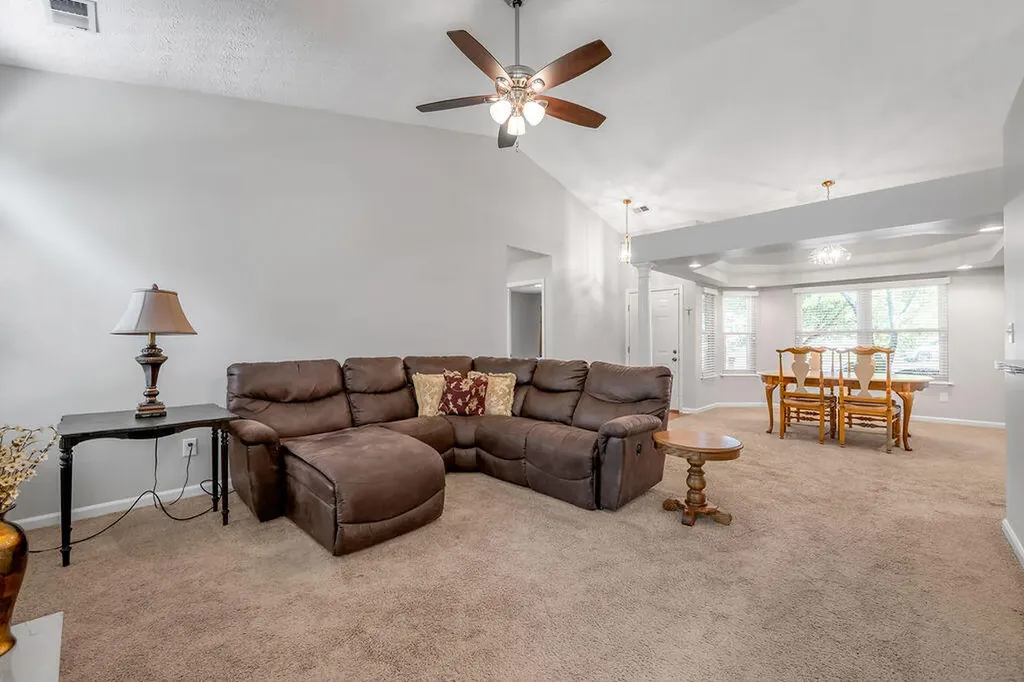 3008 Crab Apple Court Lexington KY 40503