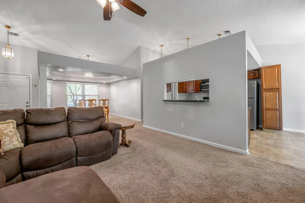 3008 Crab Apple Court Lexington KY 40503