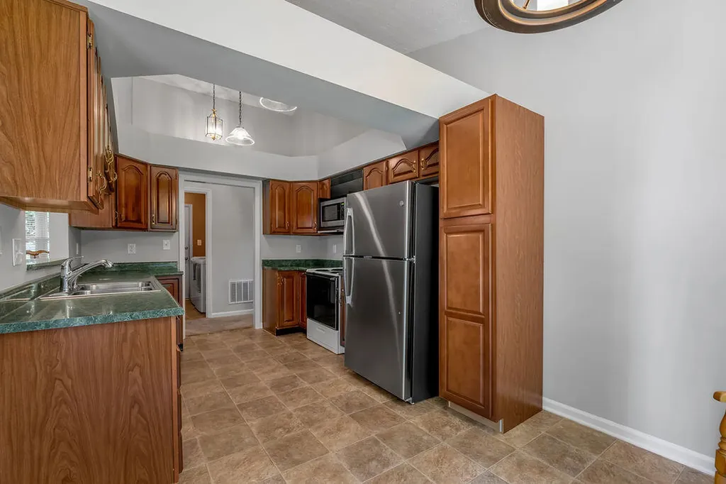 3008 Crab Apple Court Lexington KY 40503