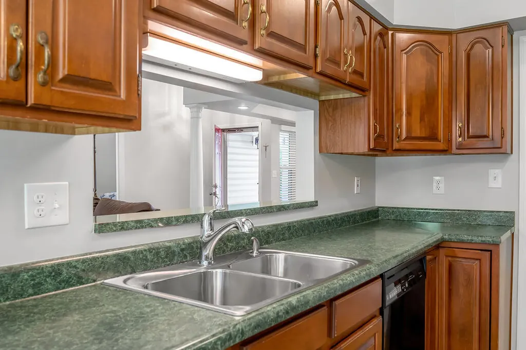 3008 Crab Apple Court Lexington KY 40503