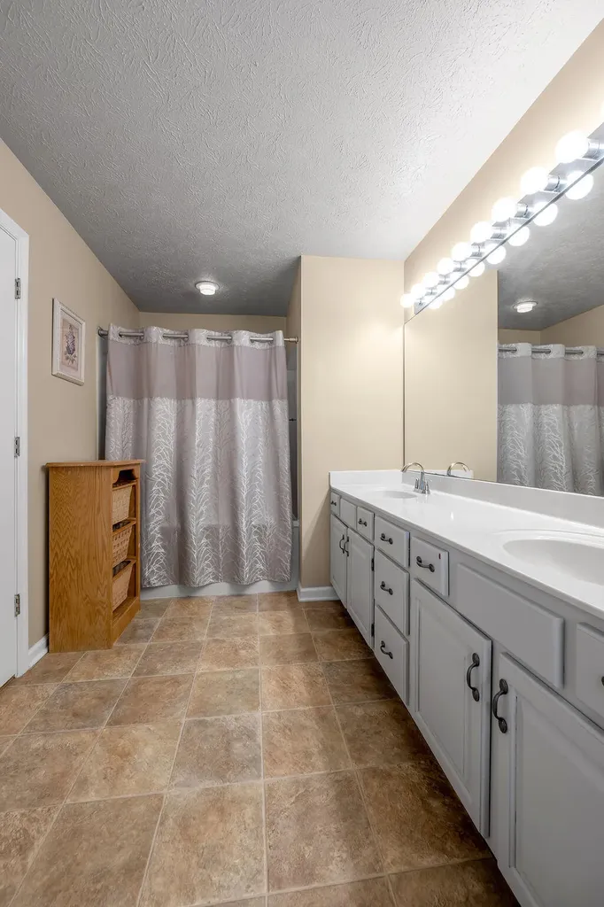 3008 Crab Apple Court Lexington KY 40503