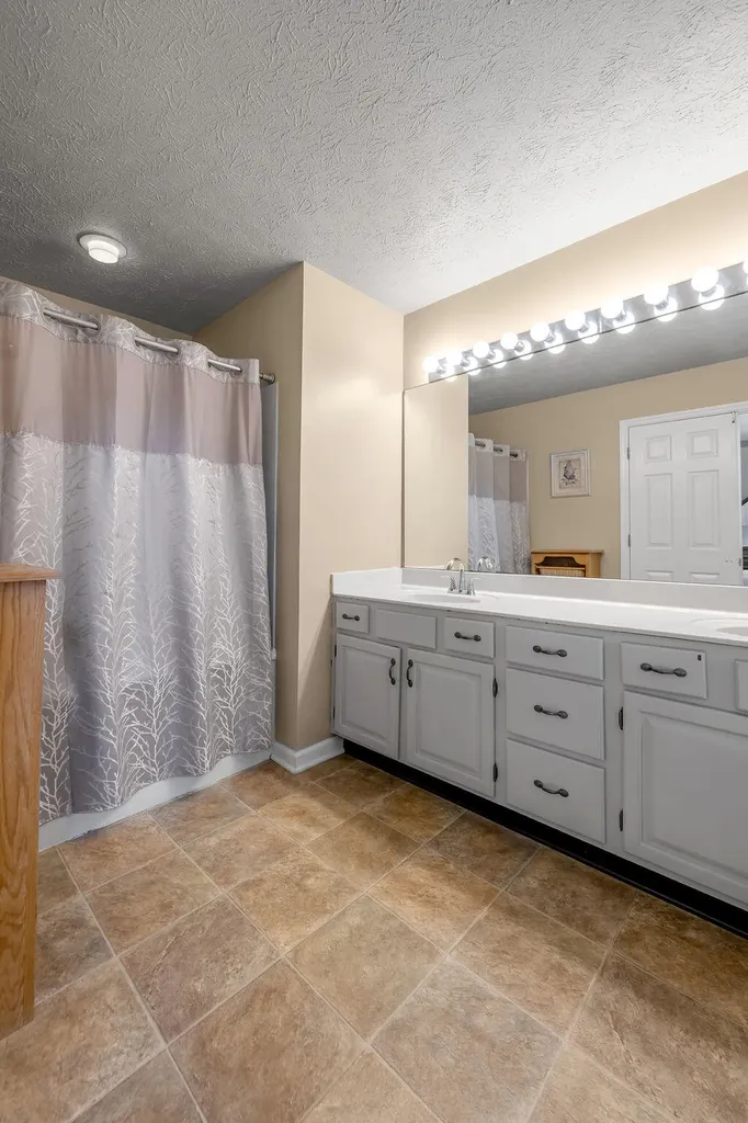 3008 Crab Apple Court Lexington KY 40503