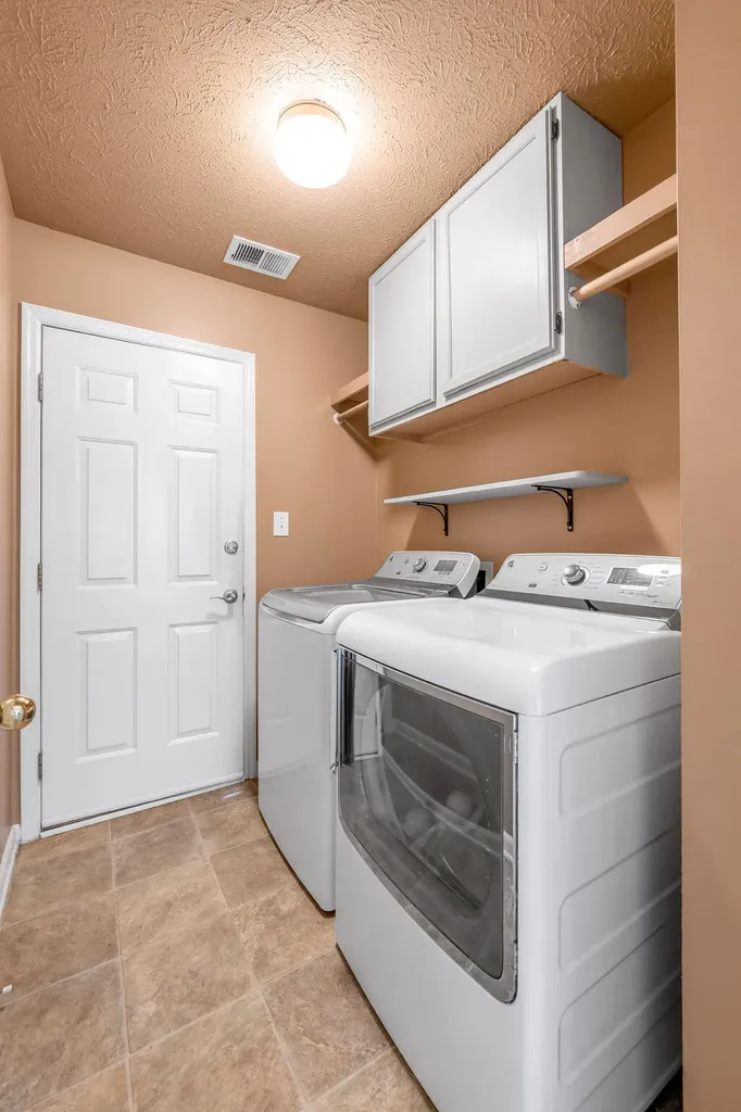 3008 Crab Apple Court Lexington KY 40503