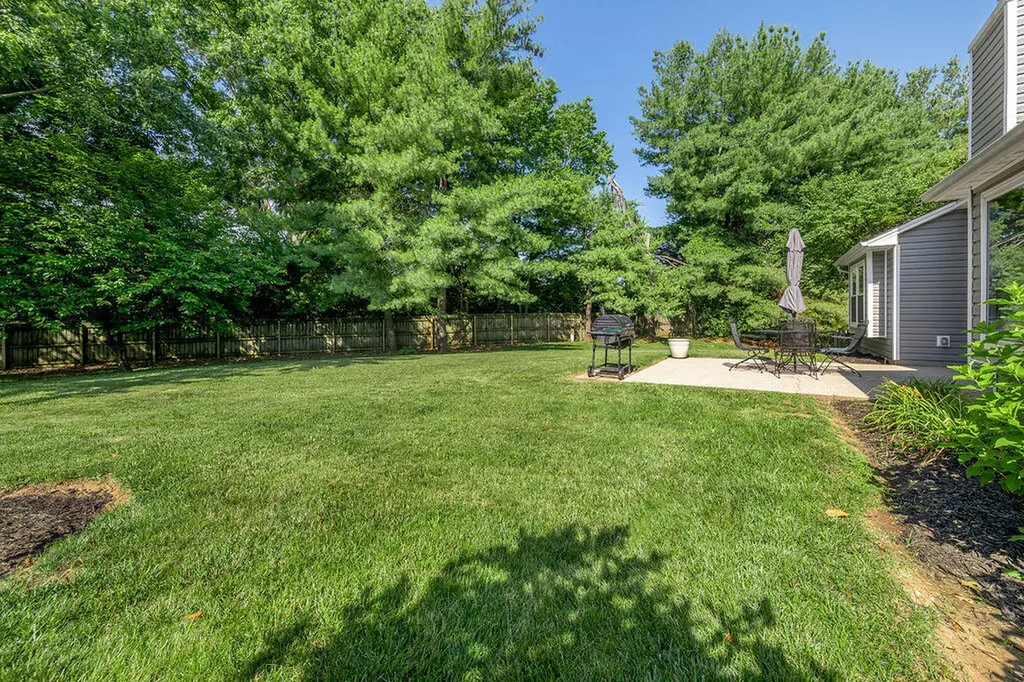 3008 Crab Apple Court Lexington KY 40503