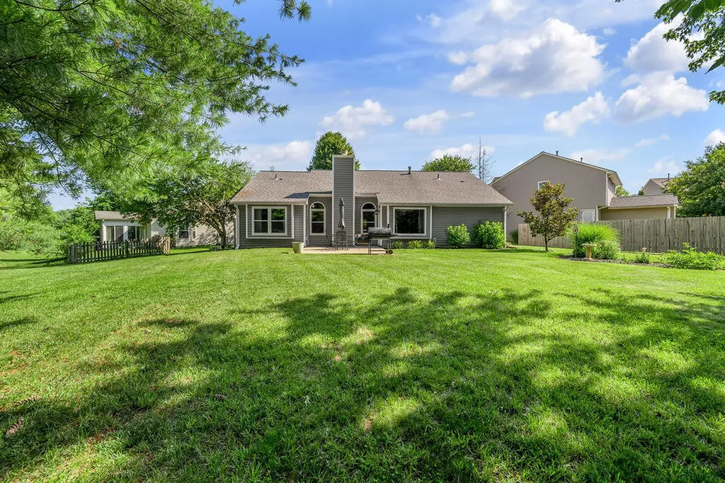 3008 Crab Apple Court Lexington KY 40503