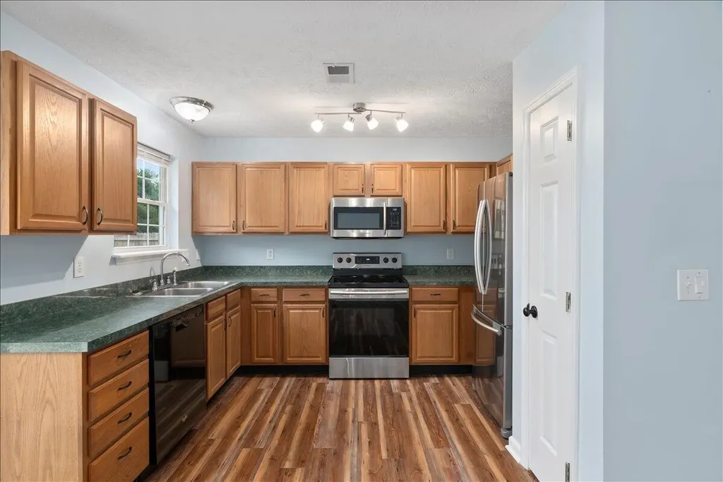 110 Buckingham Lane Winchester KY 40391