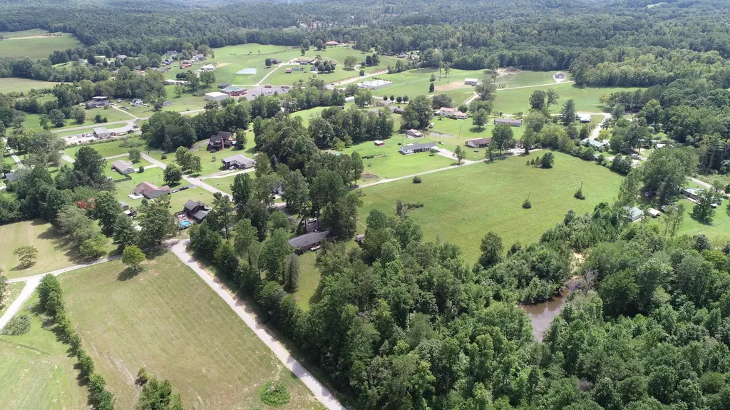 176 Marsee Trail Corbin KY 40701