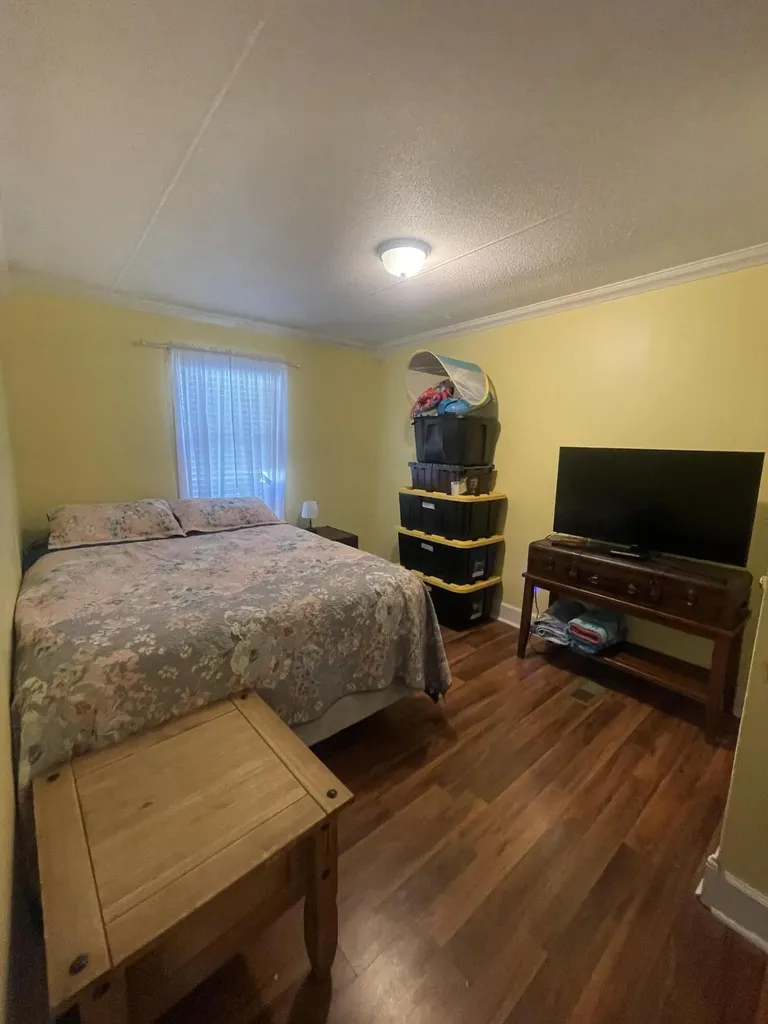 109 Tanyard Hill Barbourville KY 40906
