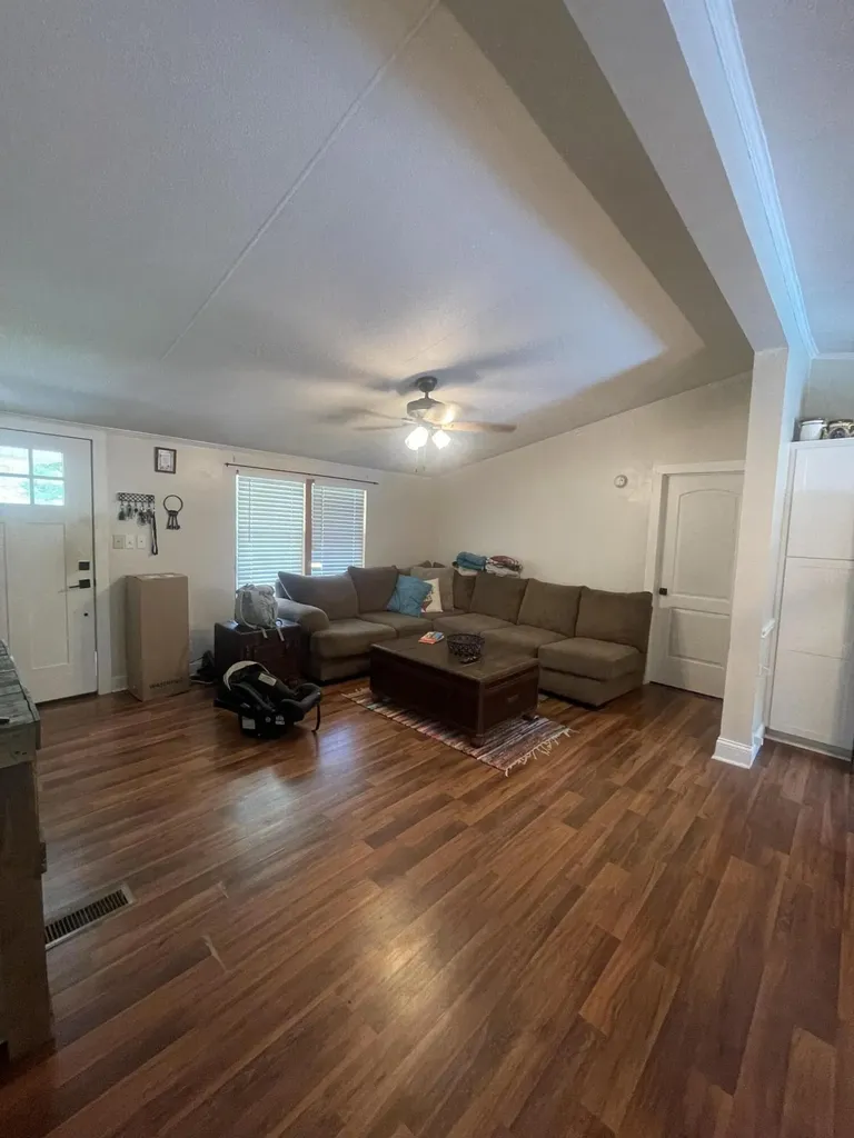 109 Tanyard Hill Barbourville KY 40906