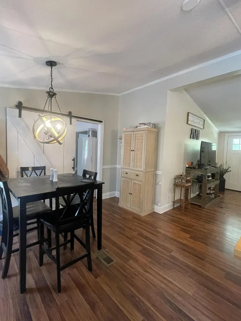 109 Tanyard Hill Barbourville KY 40906