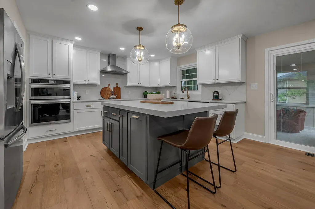 1232 Tishoff Drive Lexington KY 40502