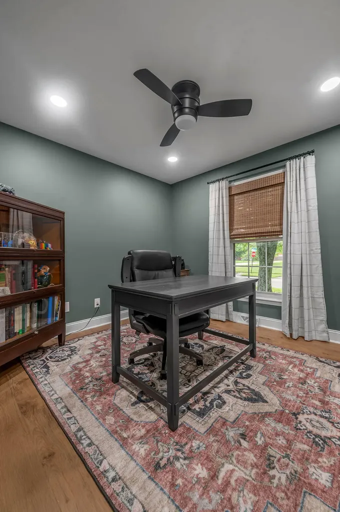 1232 Tishoff Drive Lexington KY 40502