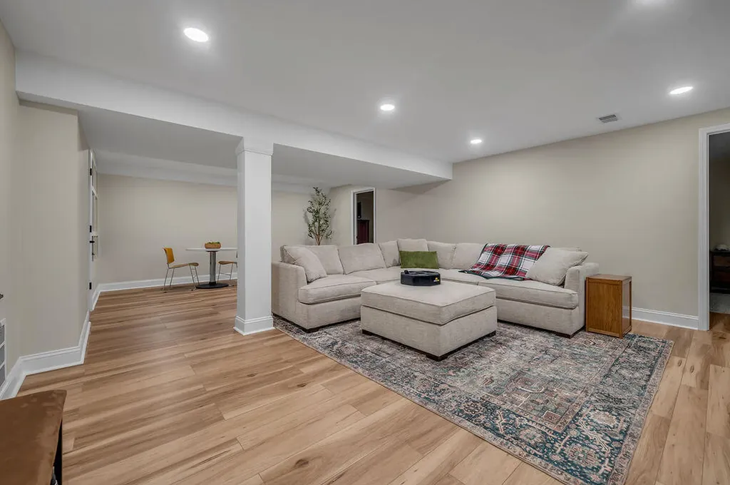 1232 Tishoff Drive Lexington KY 40502