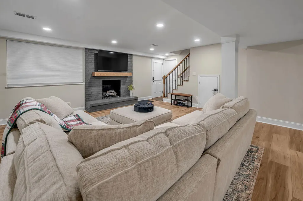 1232 Tishoff Drive Lexington KY 40502