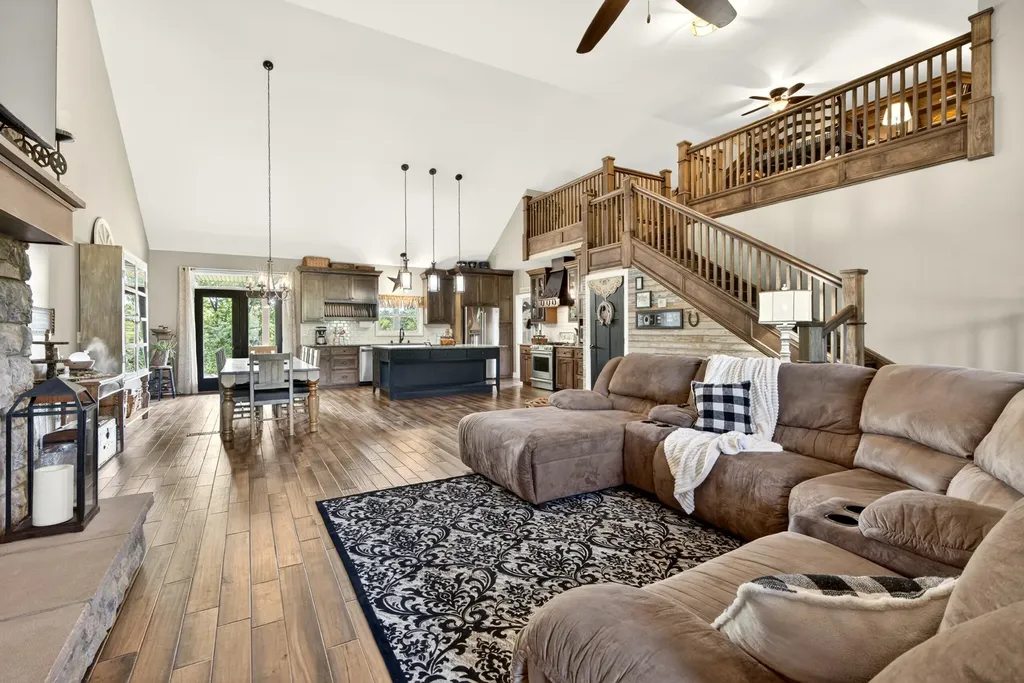 1658 Ninevah Road Frankfort KY 40601