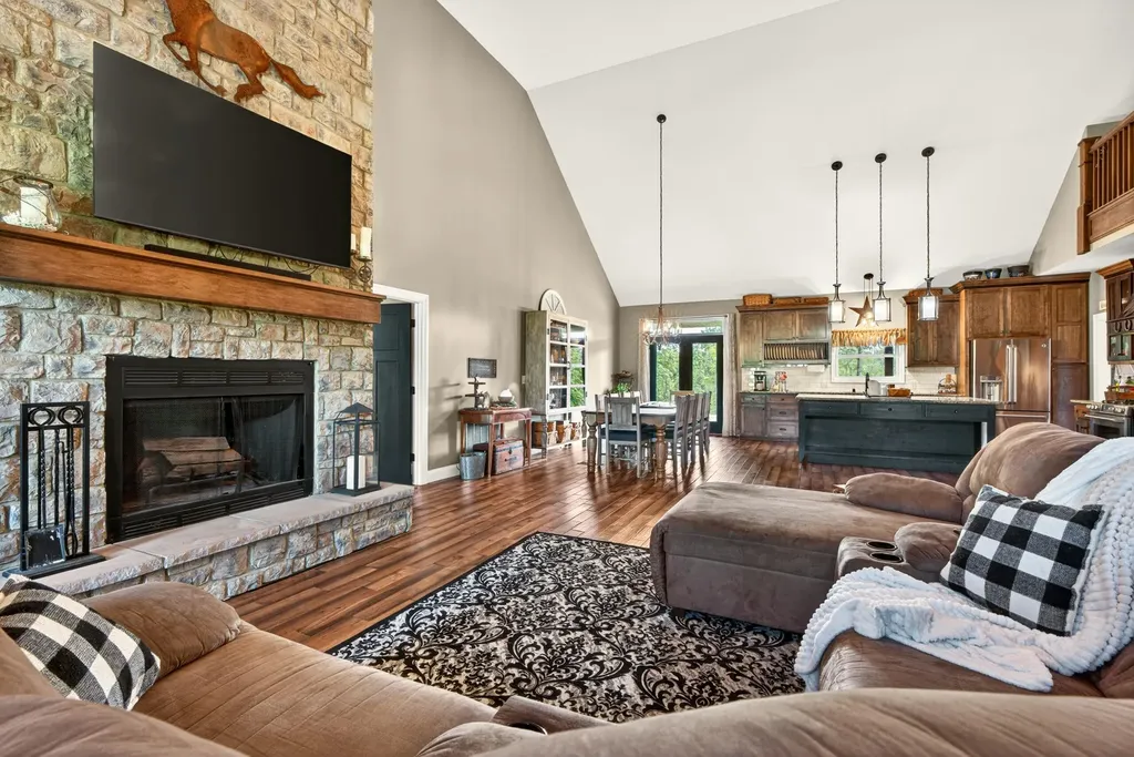 1658 Ninevah Road Frankfort KY 40601