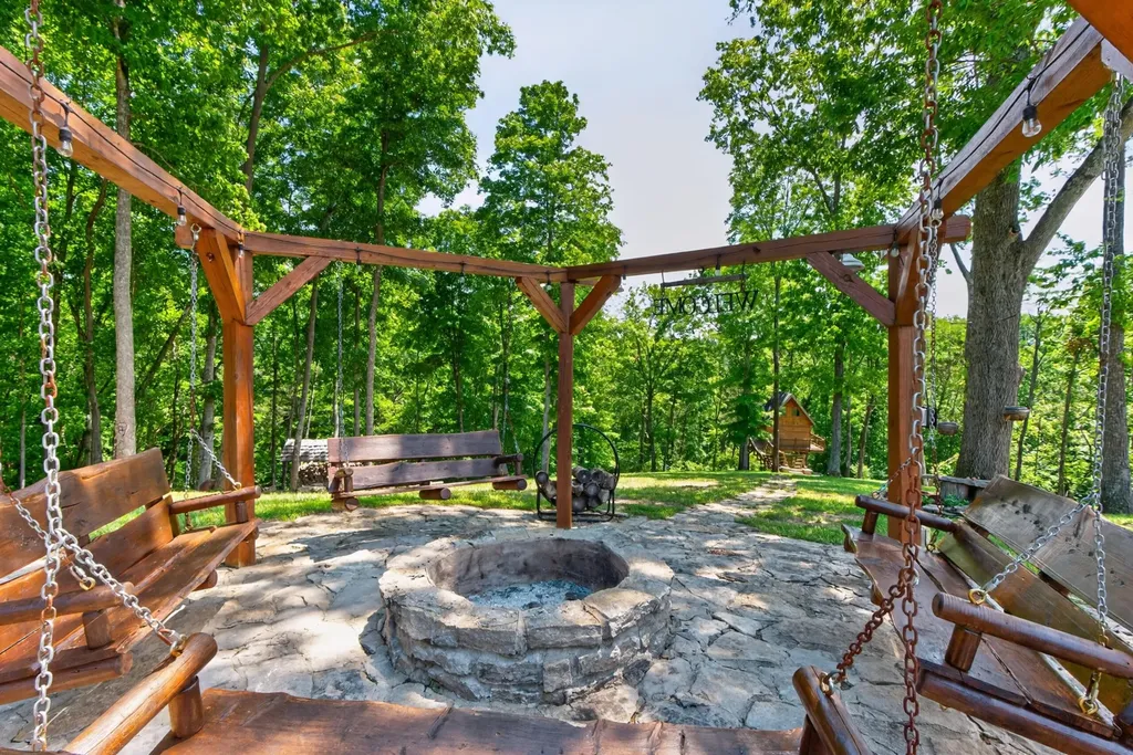 1658 Ninevah Road Frankfort KY 40601