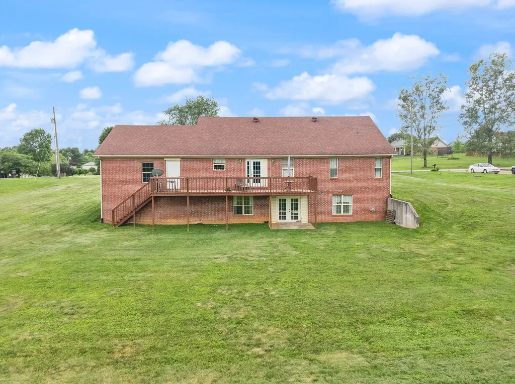 248 Harts Place Drive Somerset KY 42501