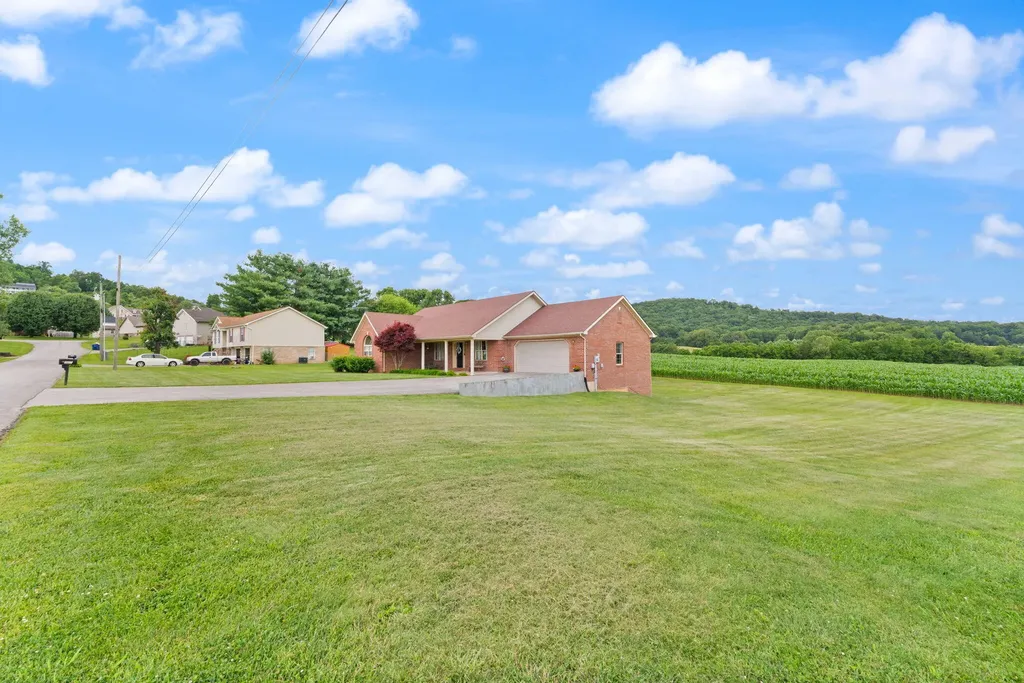 248 Harts Place Drive Somerset KY 42501