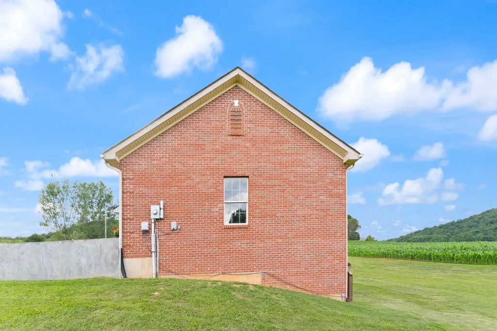 248 Harts Place Drive Somerset KY 42501