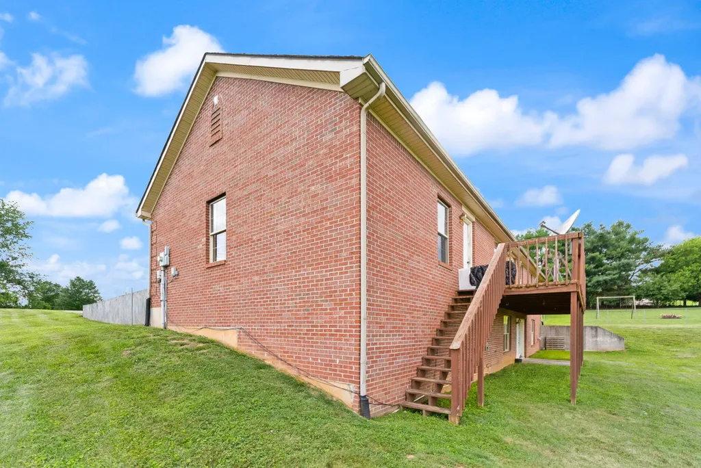 248 Harts Place Drive Somerset KY 42501
