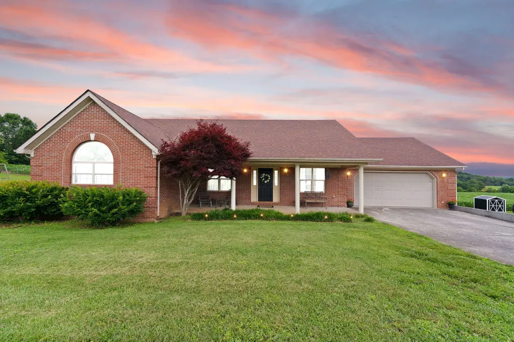 248 Harts Place Drive Somerset KY 42501