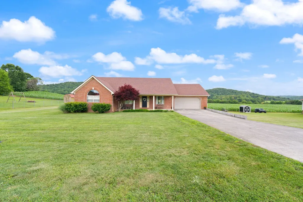 248 Harts Place Drive Somerset KY 42501