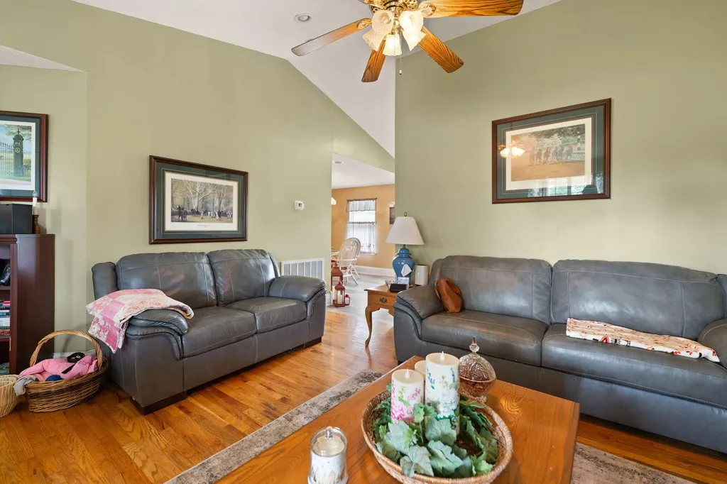 248 Harts Place Drive Somerset KY 42501