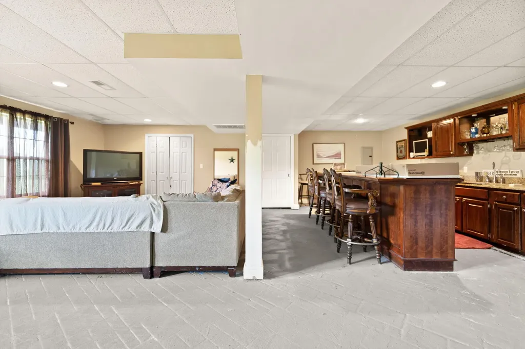 248 Harts Place Drive Somerset KY 42501