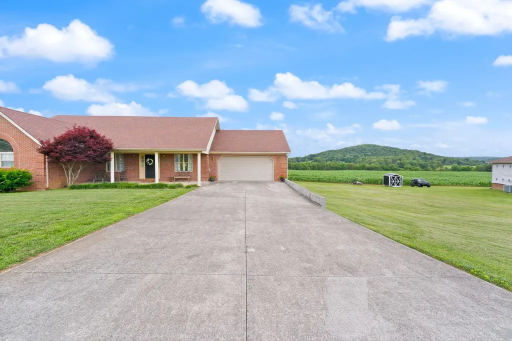 248 Harts Place Drive Somerset KY 42501