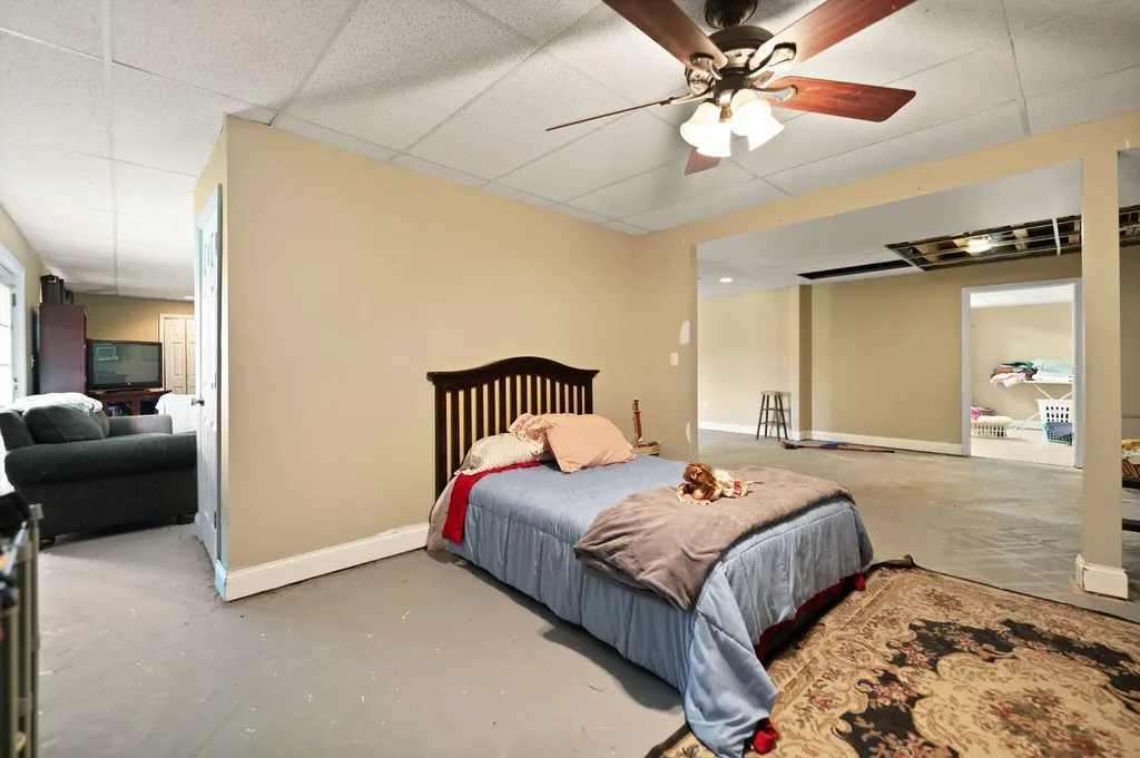 248 Harts Place Drive Somerset KY 42501