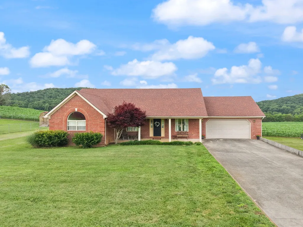 248 Harts Place Drive Somerset KY 42501