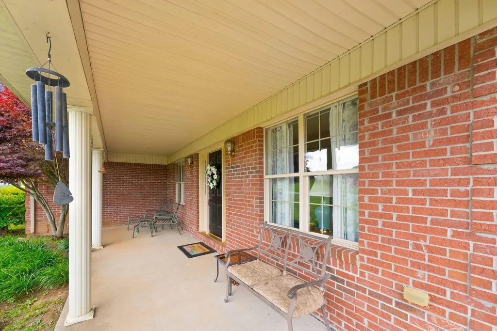 248 Harts Place Drive Somerset KY 42501