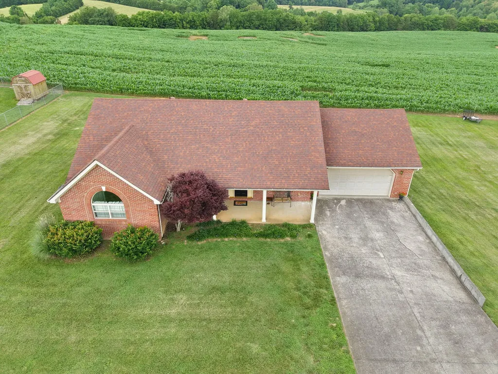 248 Harts Place Drive Somerset KY 42501