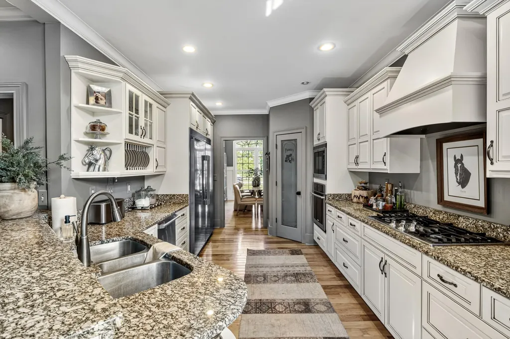 104 Deerfield Circle Nicholasville KY 40356